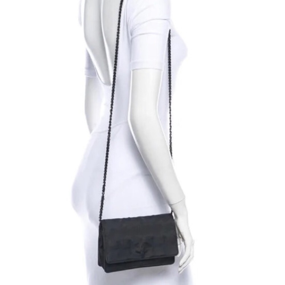CHANEL CROSSBODY WOC - Picture 2 of 16